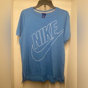 Blue size L Nike t-shirt